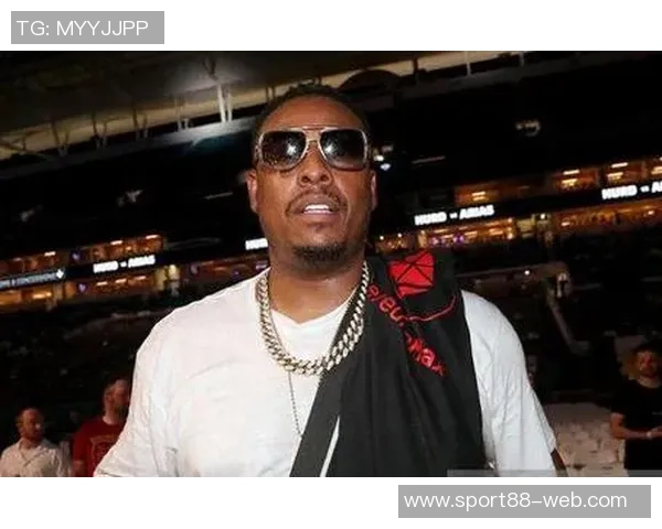 皮尔斯直言社交媒体女性穿着暴露不应责怪男性主动搭讪